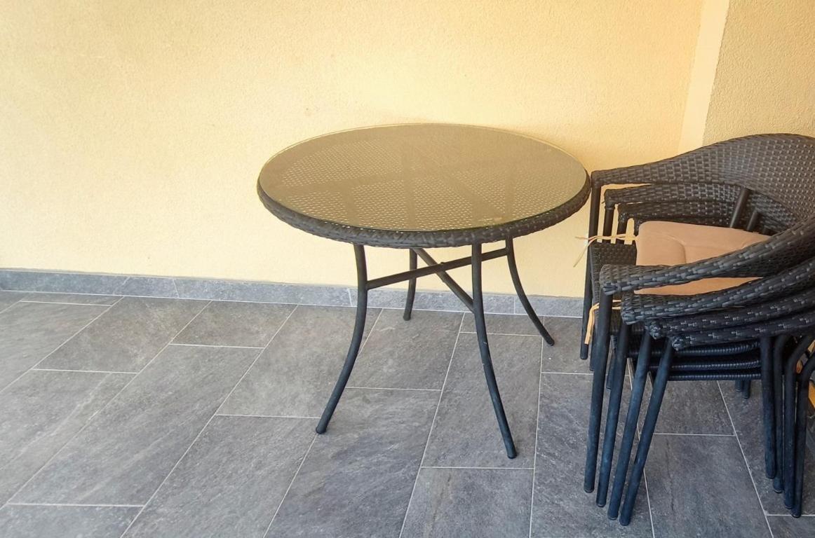 Apartments Sofija Слатине Екстериор снимка