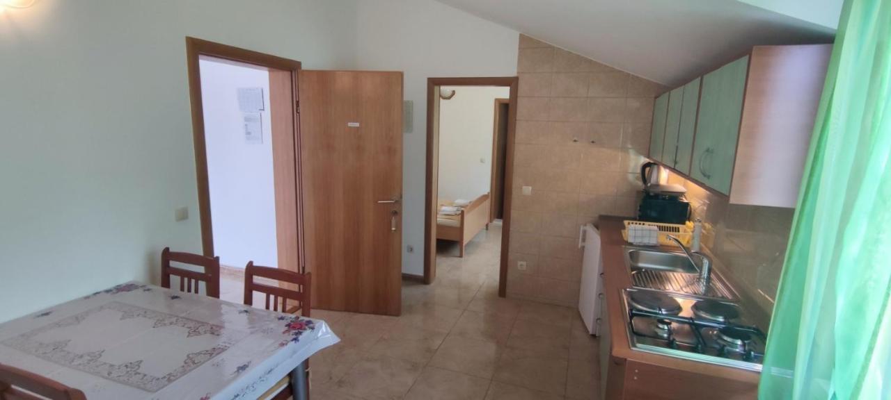 Apartments Sofija Слатине Екстериор снимка